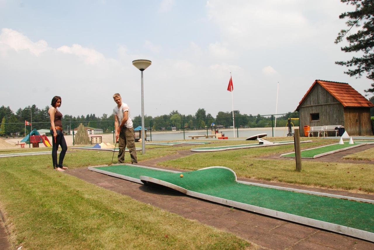 Verblijfpark Tulderheyde - Leisure only! Poppel Buitenkant foto